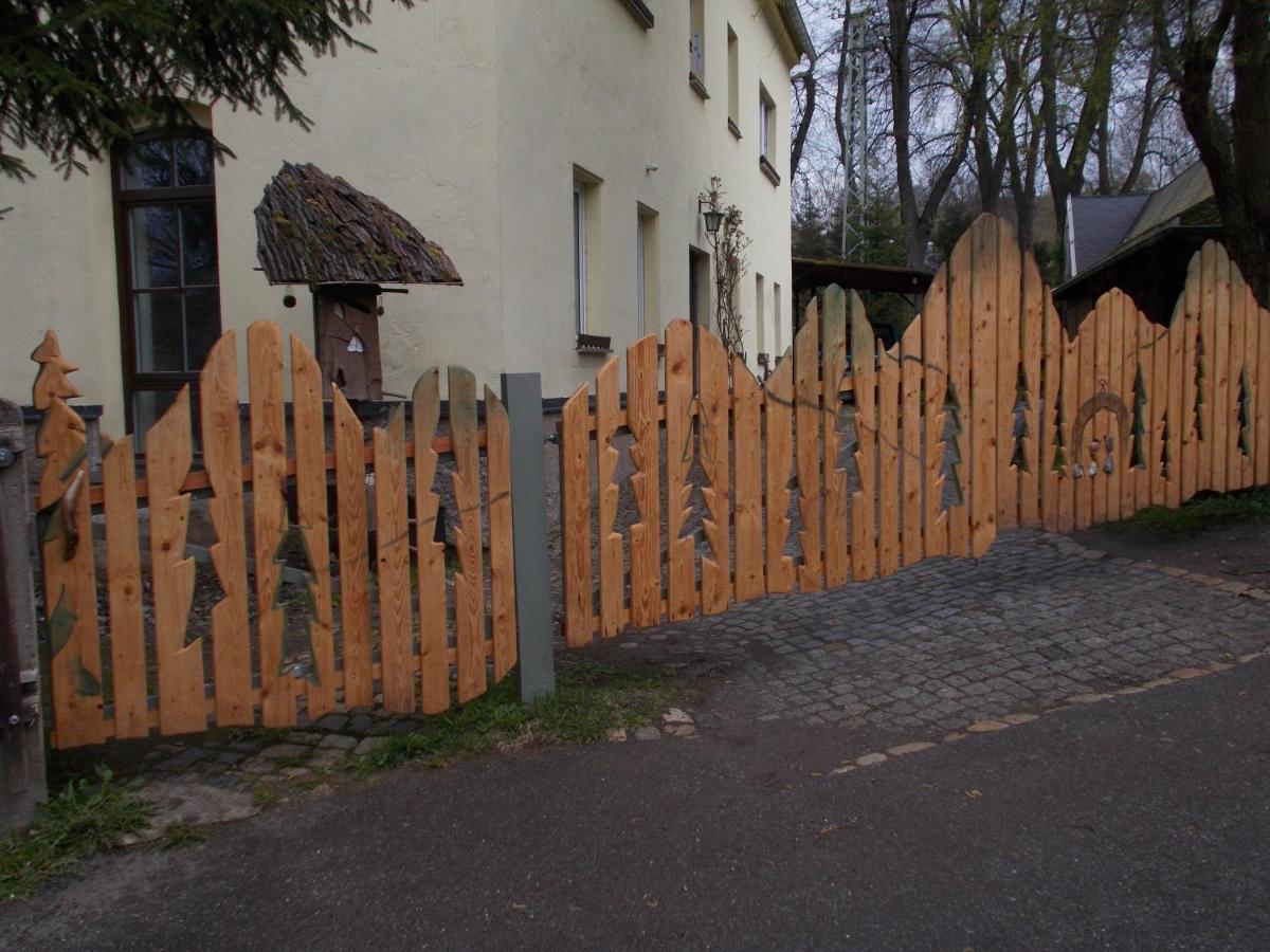 Ferienwohnung "Hinter Den Sieben Bergen" Schwarzenberg  Ngoại thất bức ảnh